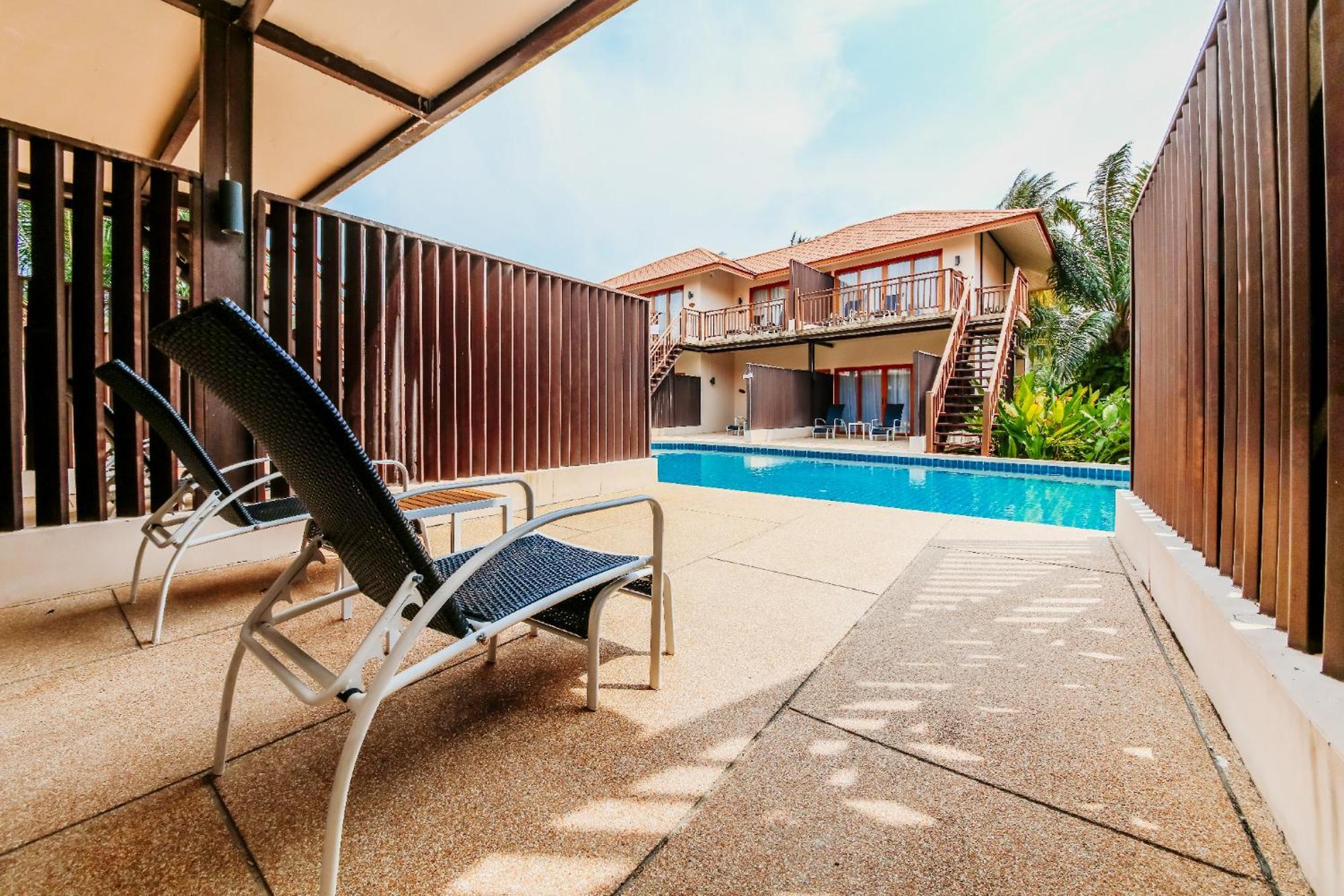 Blue Bay Resort - Access To Pool And Beach-Phuket & Krabi Ko Yao Yai Ngoại thất bức ảnh The swimming pool at the resort