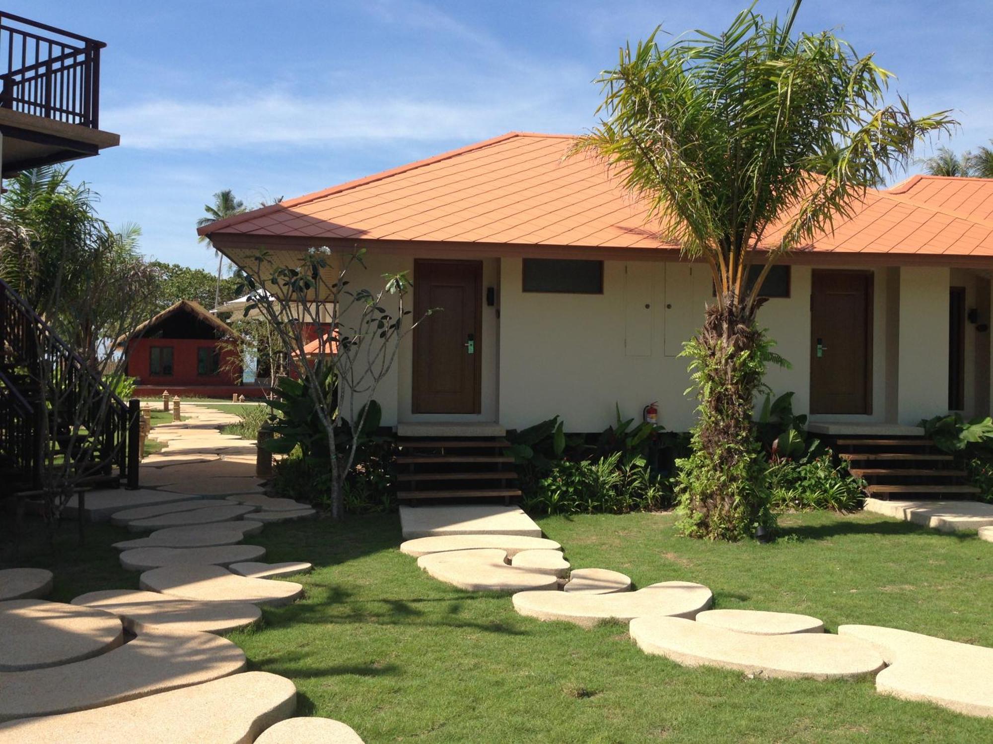 Blue Bay Resort - Access To Pool And Beach-Phuket & Krabi Ko Yao Yai Ngoại thất bức ảnh The resort's bungalows
